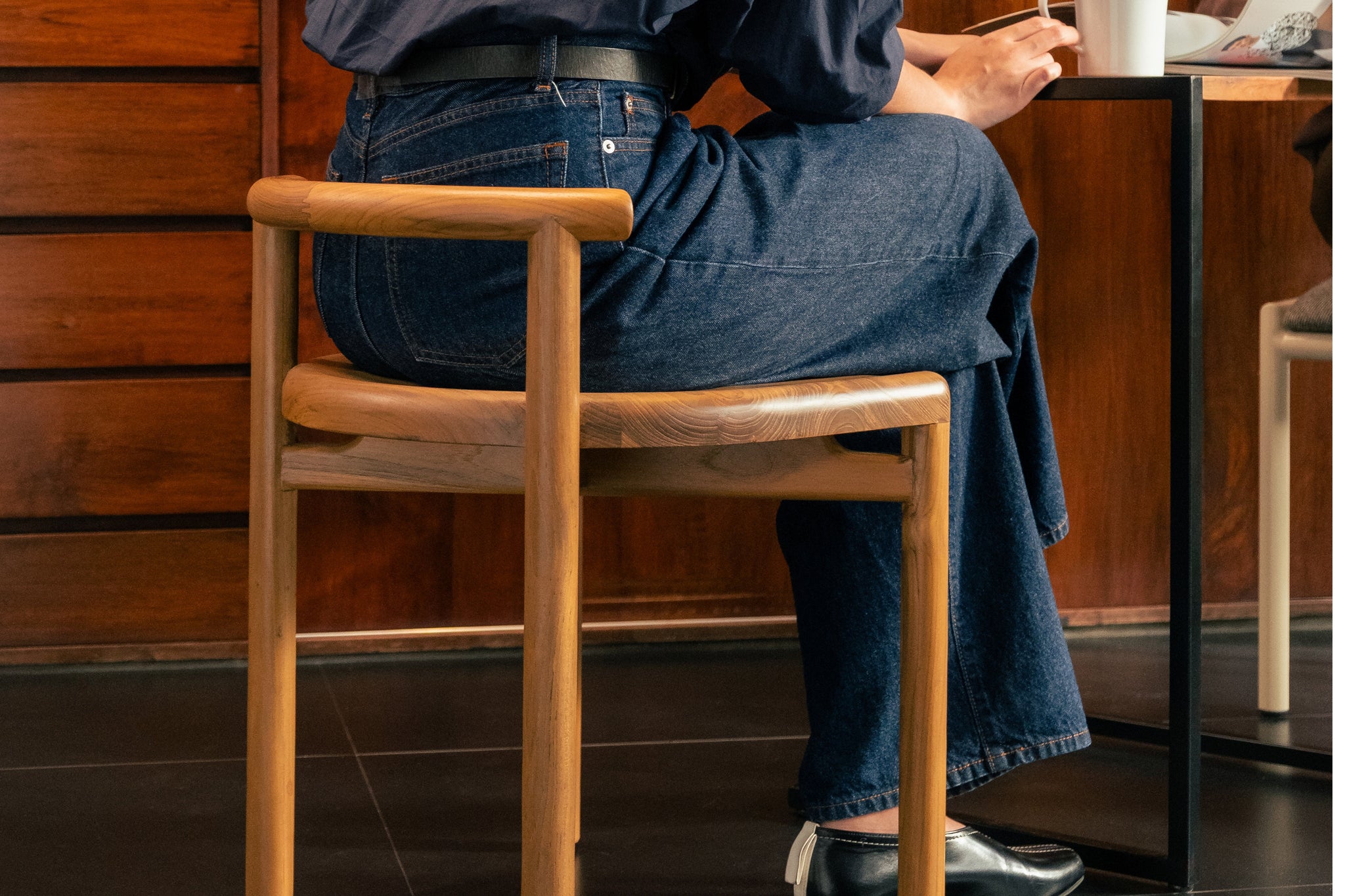 reddie-raw stool Cinta cafe stool wood