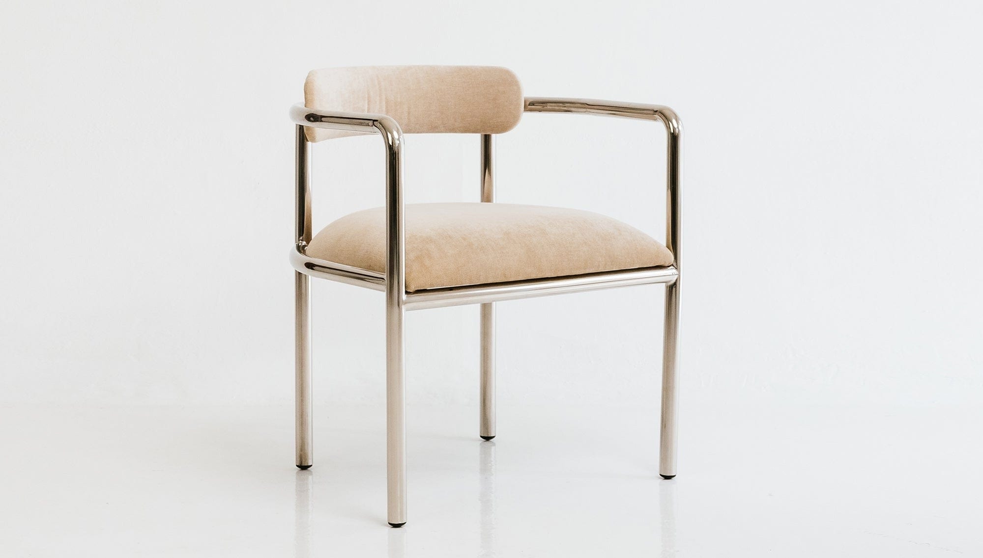 reddie-raw lounge chair 61W x 56D x 69H *cm (45H seat) / Metal~Stainless Steel / Fabric~Magma Latte Cinta chair