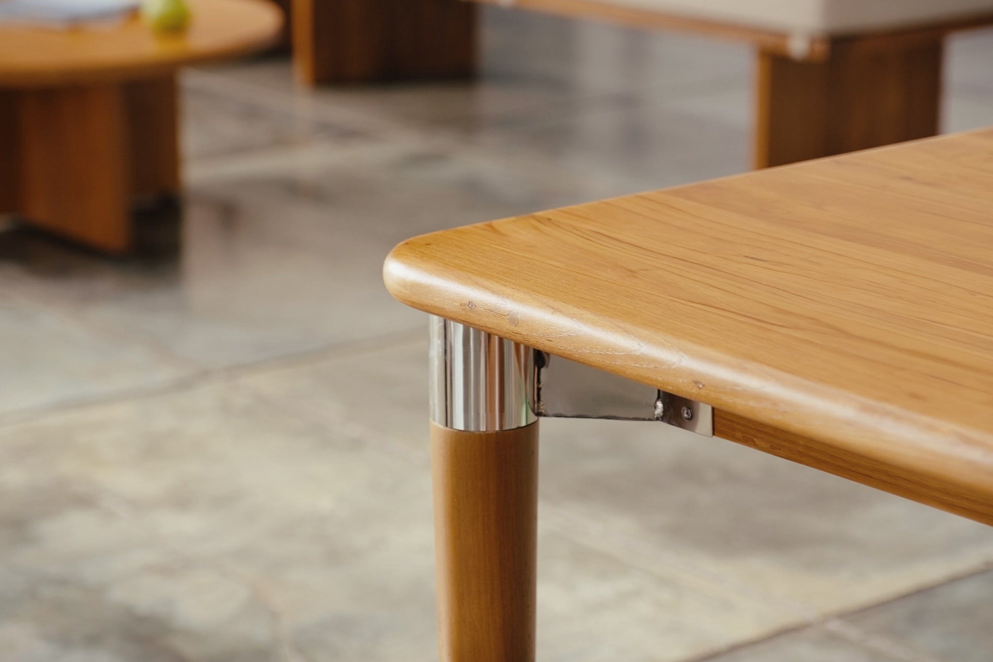 reddie-raw rectangular Jepara Table